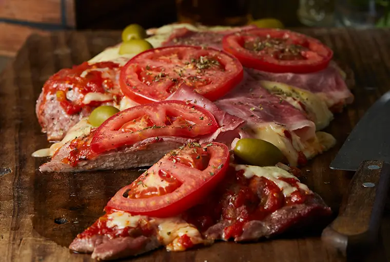MATAMBRE A LA PIZZA